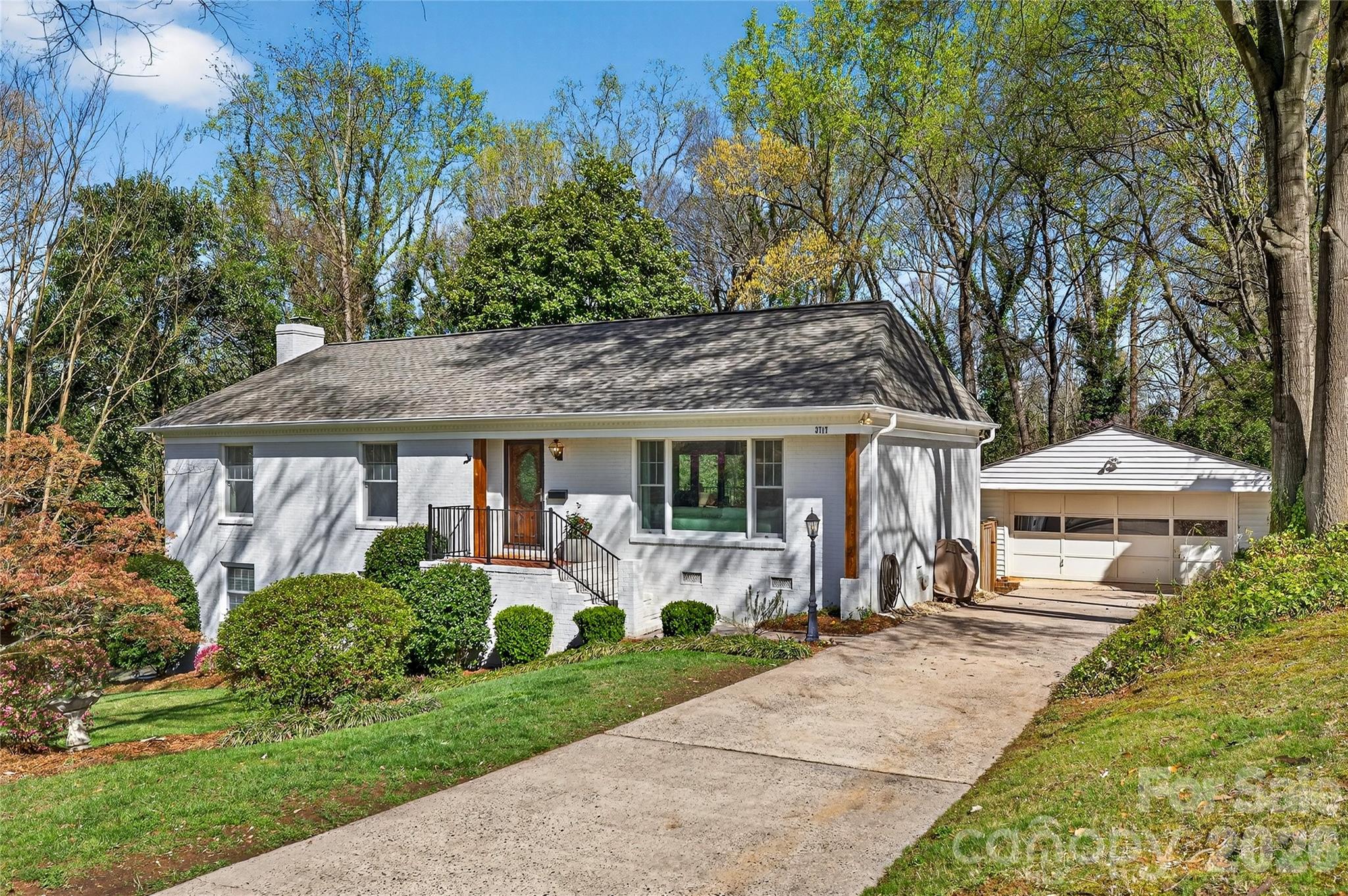 Beverly Woods - Residential