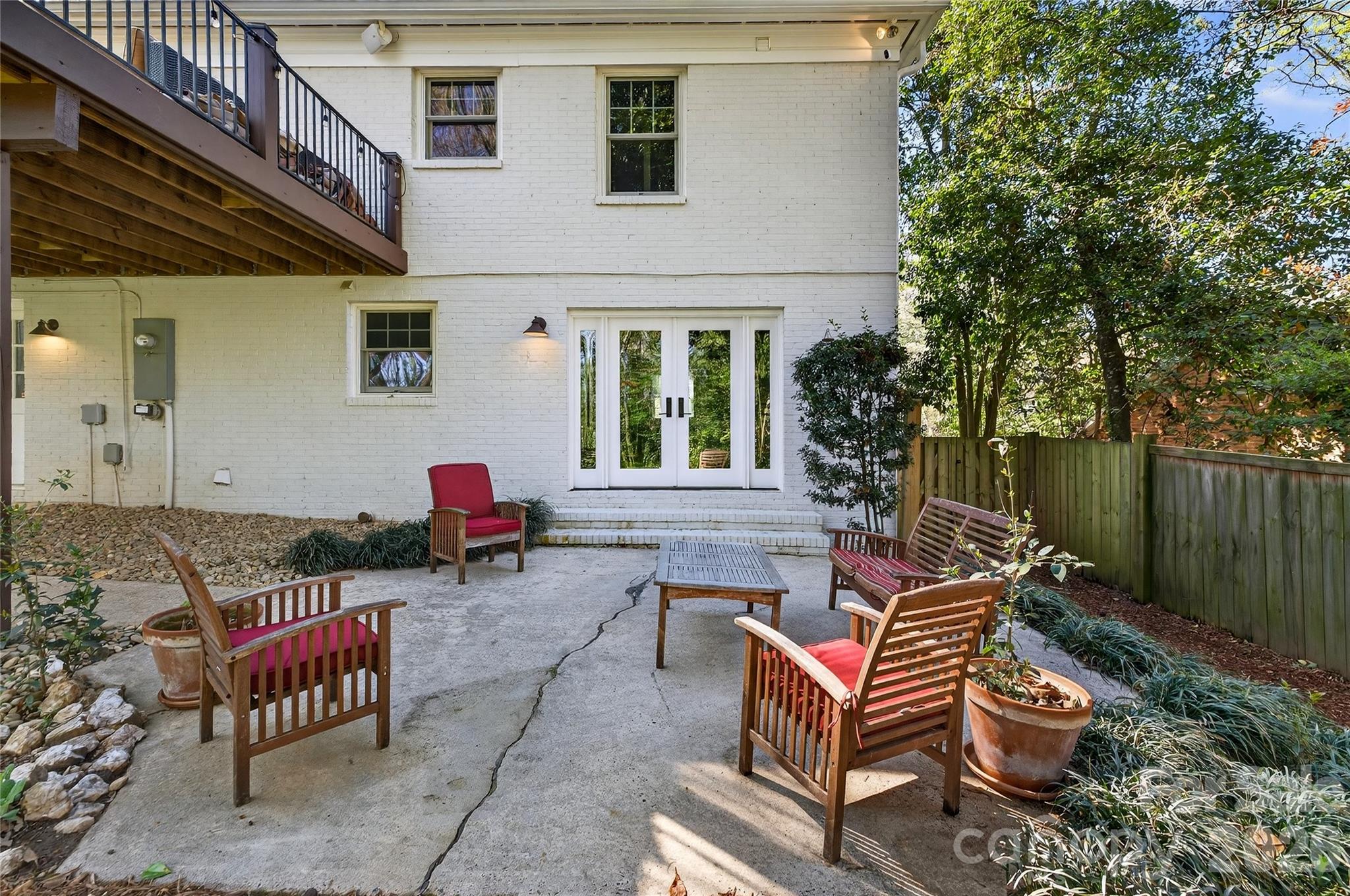 Beverly Woods - Residential