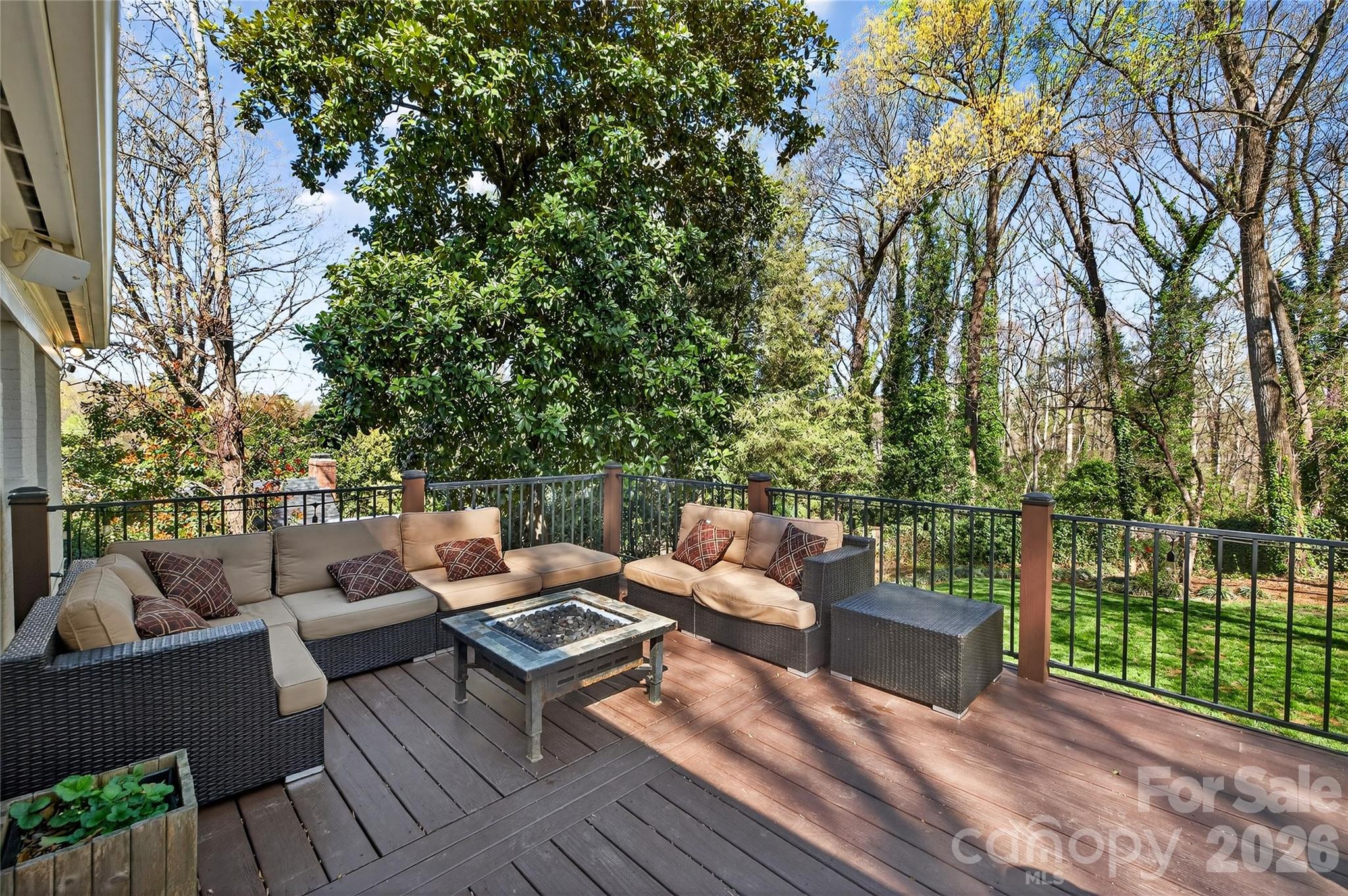 Beverly Woods - Residential