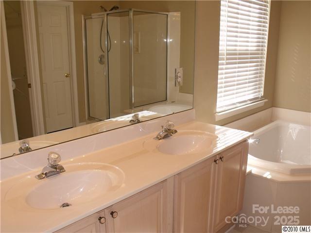 Muirfield - Residential Lease