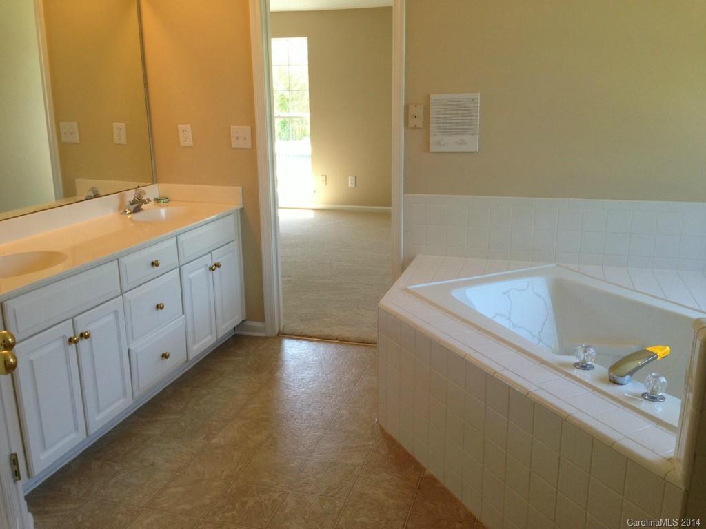 Wing Pointe - Residential