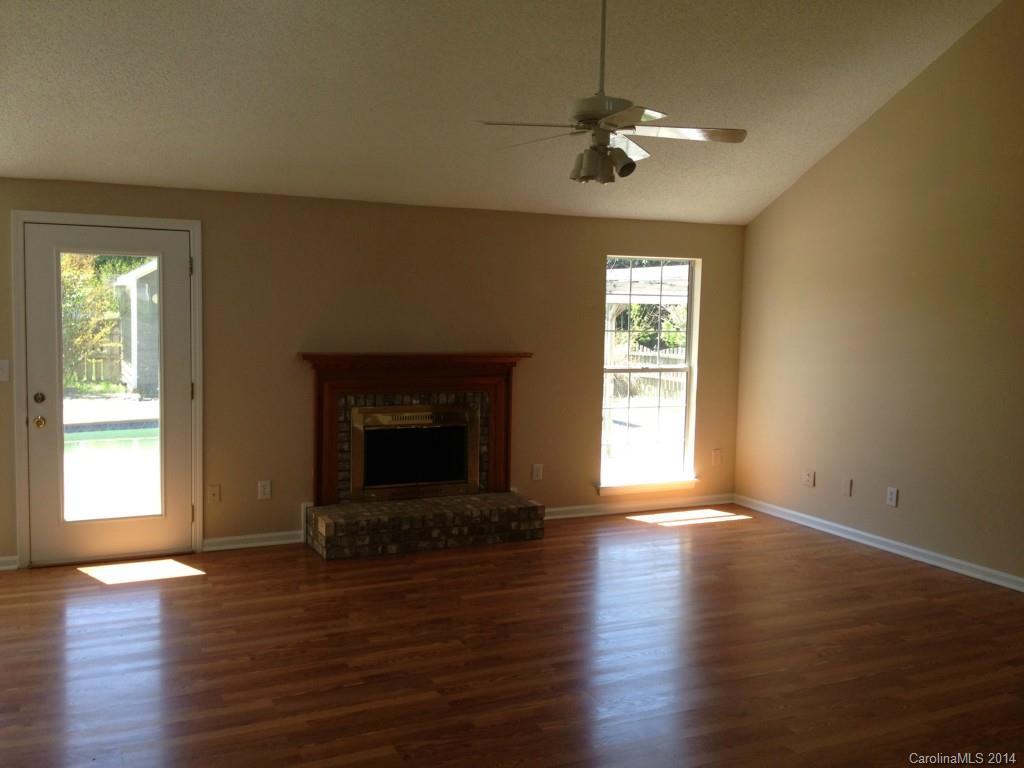 Wing Pointe - Residential