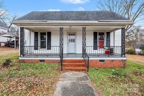Photo of 621 Graham Street, Albemarle, NC 28001 (MLS # 4330177)