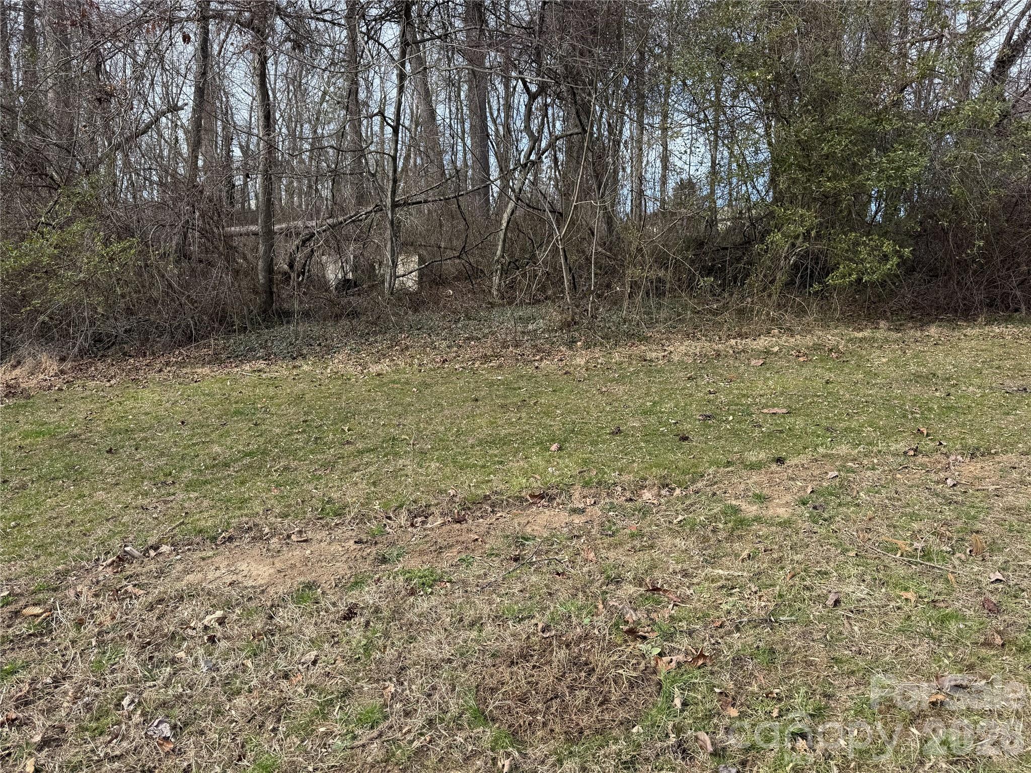 000 Jackson Loop Road 3