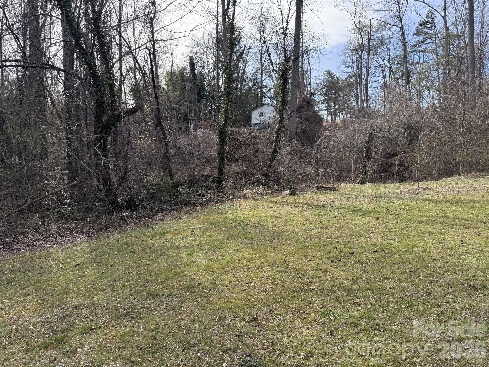 000 Jackson Loop Road 3