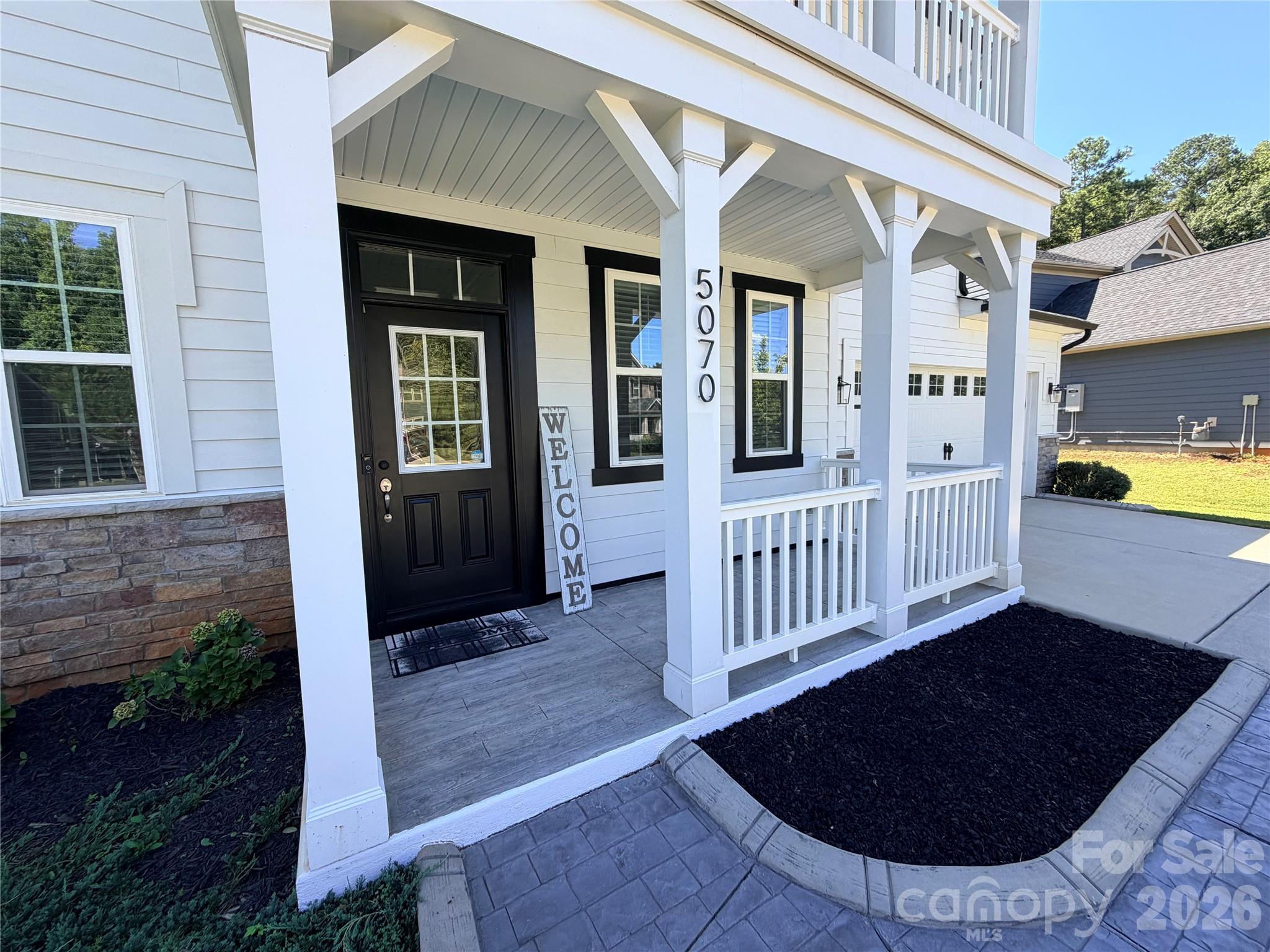 5070 Watersail Way
