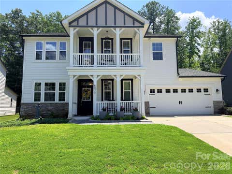 Photo of 5070 Watersail Way, Lake Wylie, SC 29710 (MLS # 4402512)