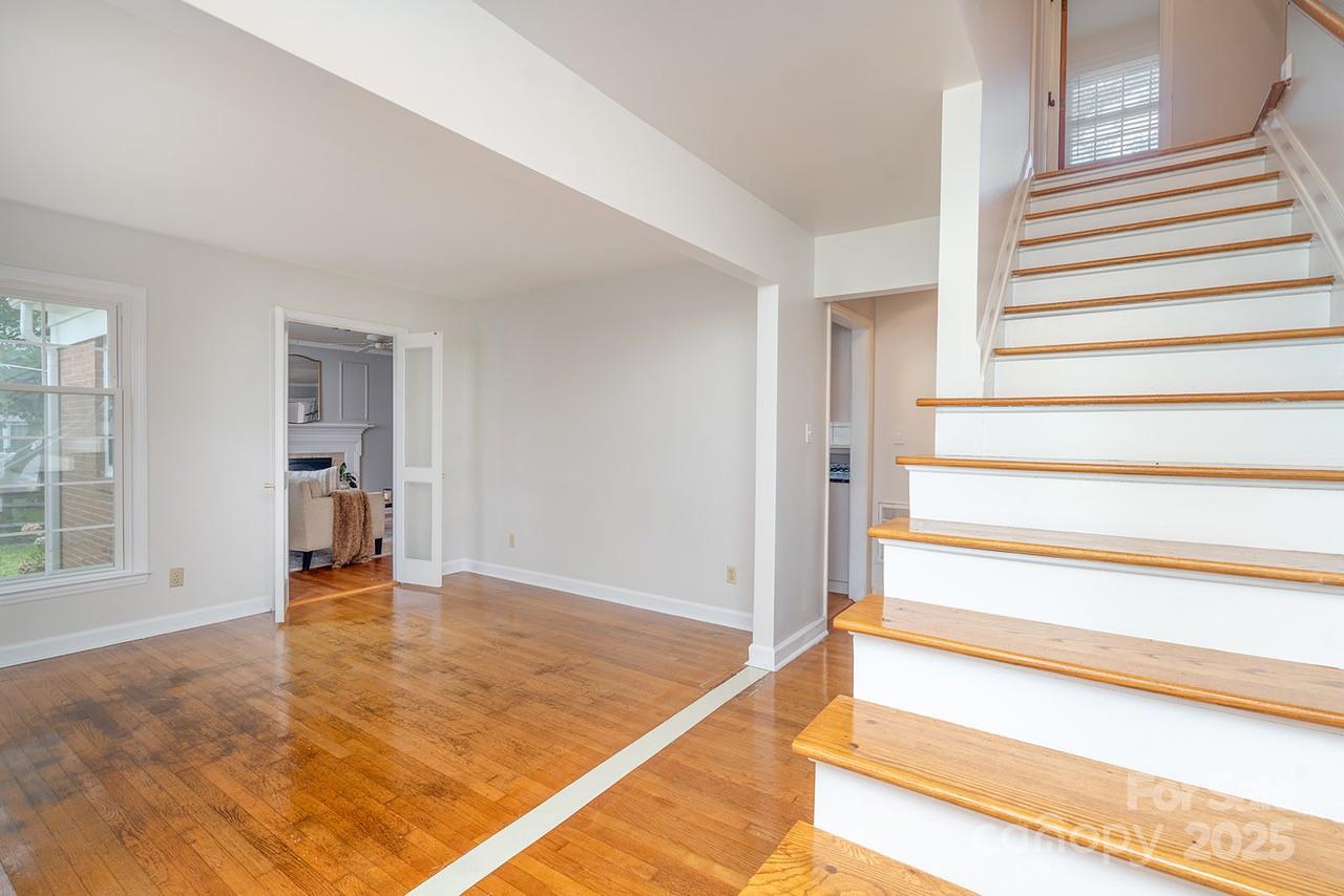 1240 Worcaster Place