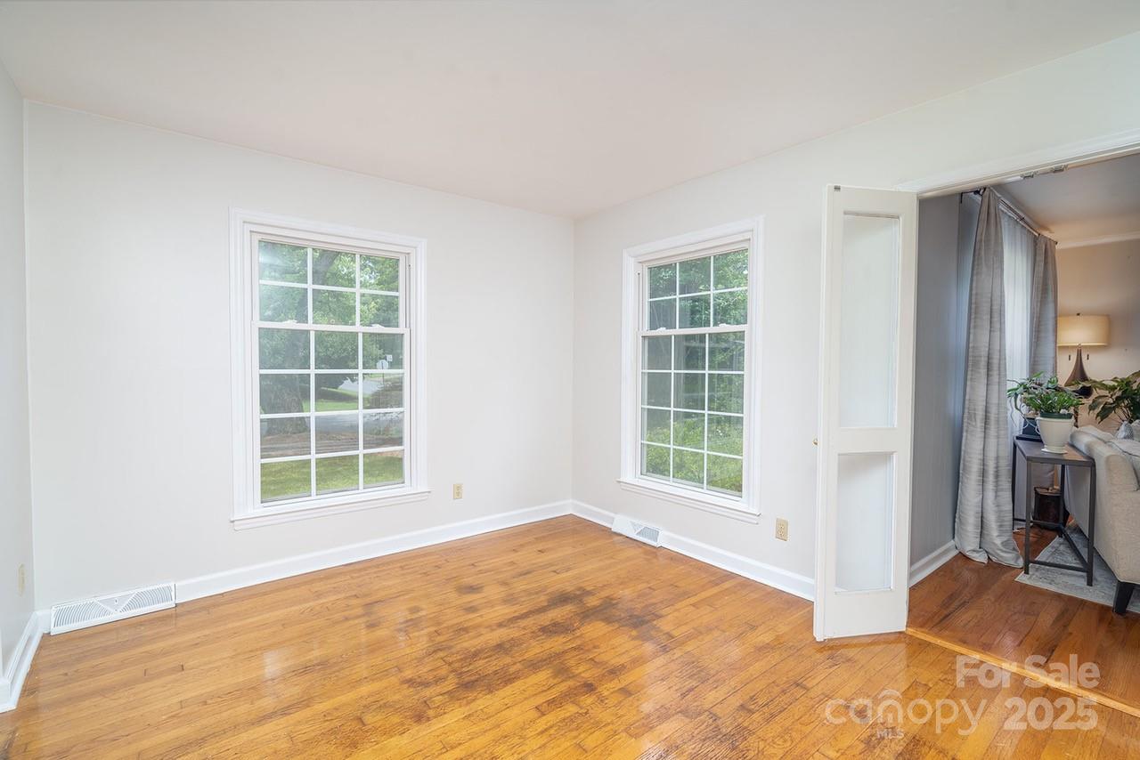 1240 Worcaster Place