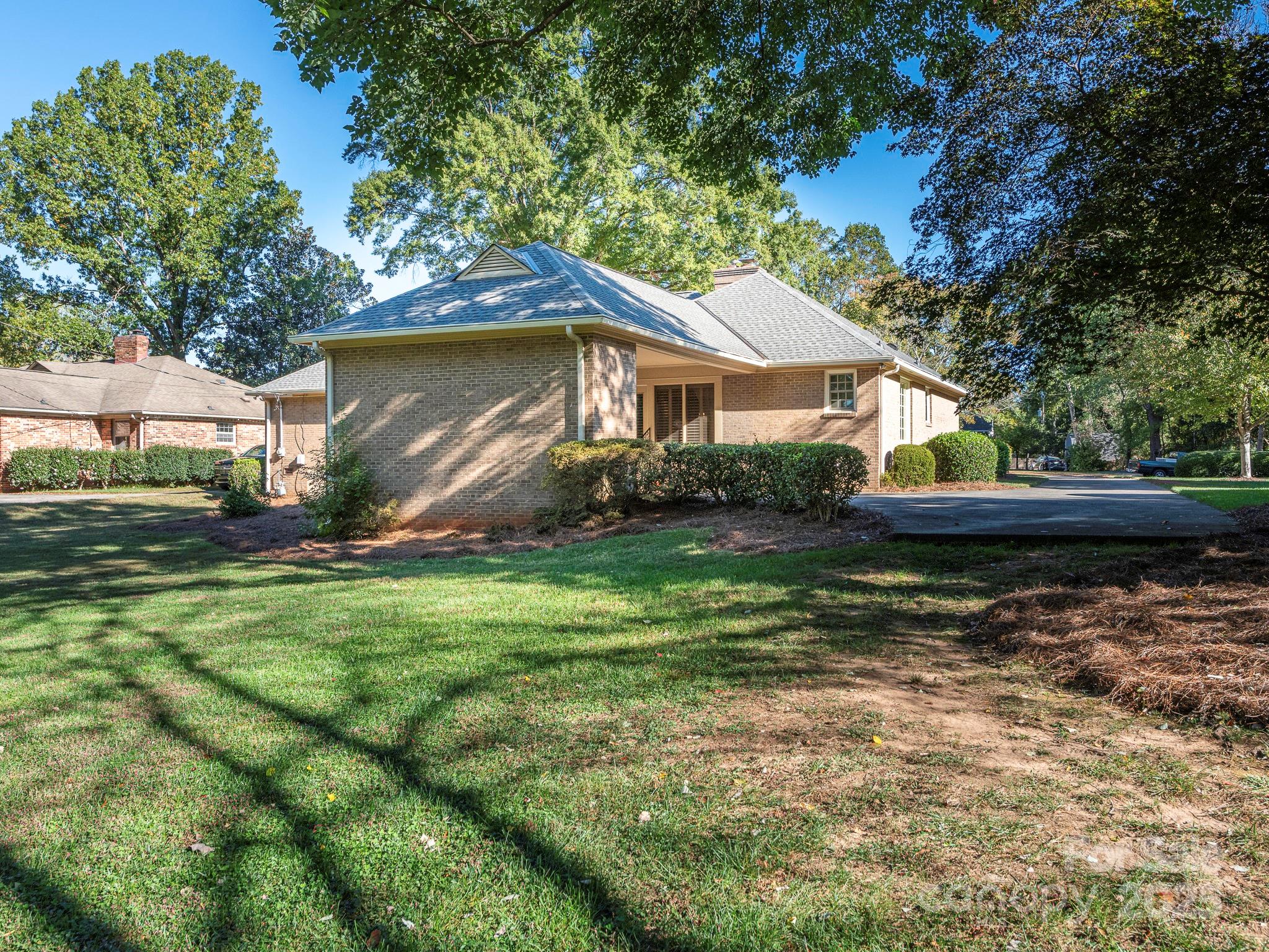 3732 Table Rock Road