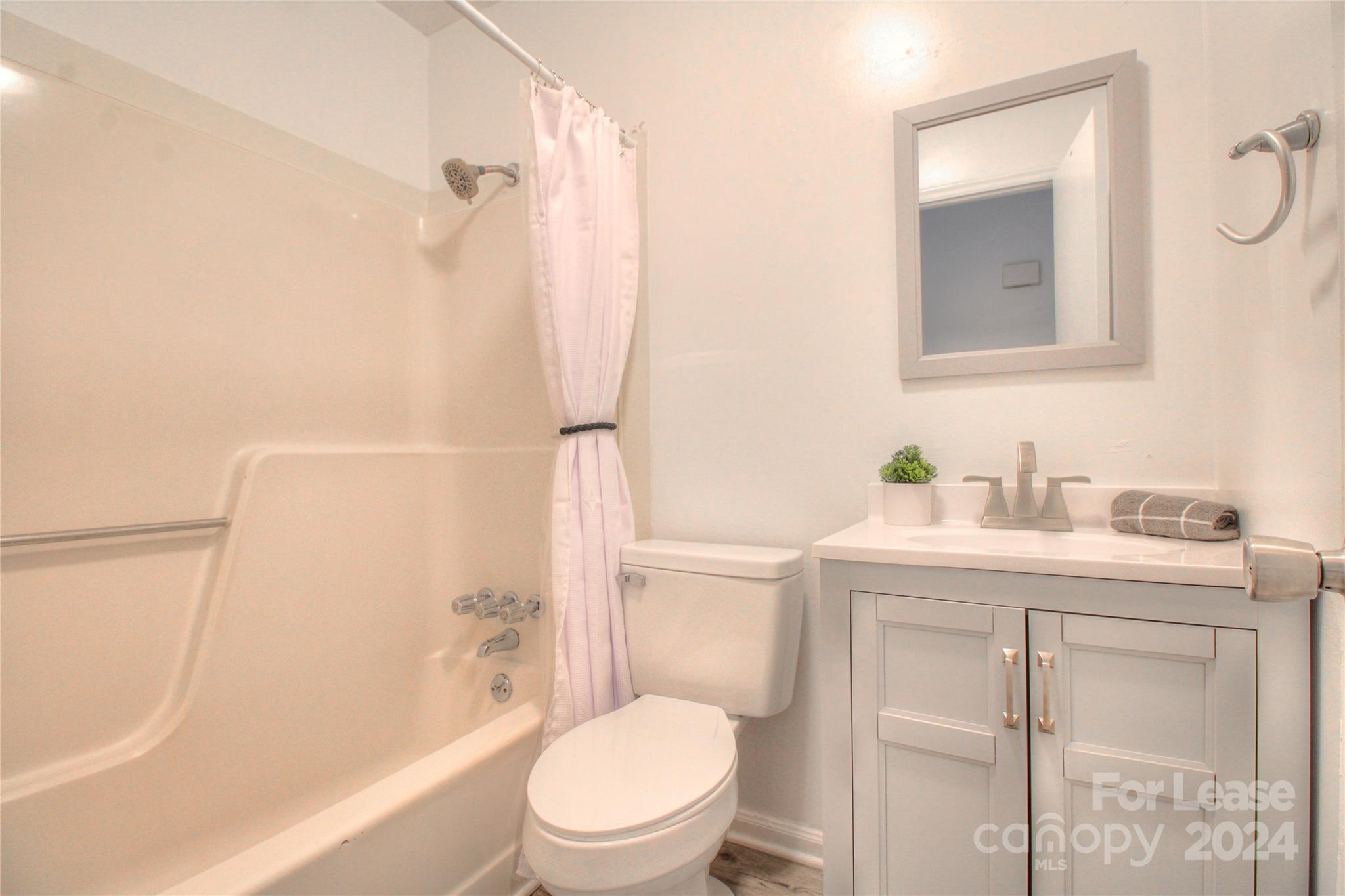 Hillcrest - Residential Lease