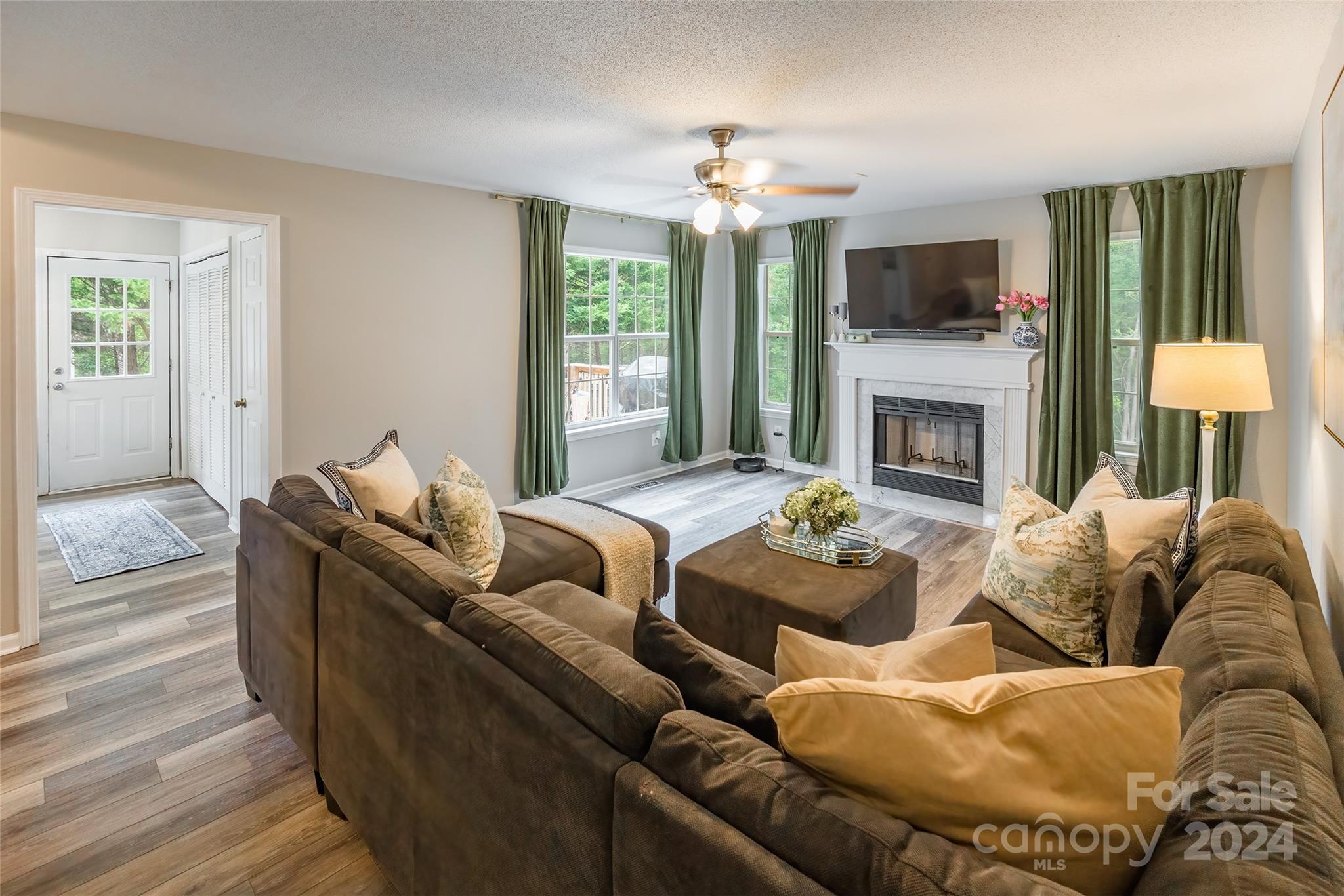 Rolling Ridge - Residential