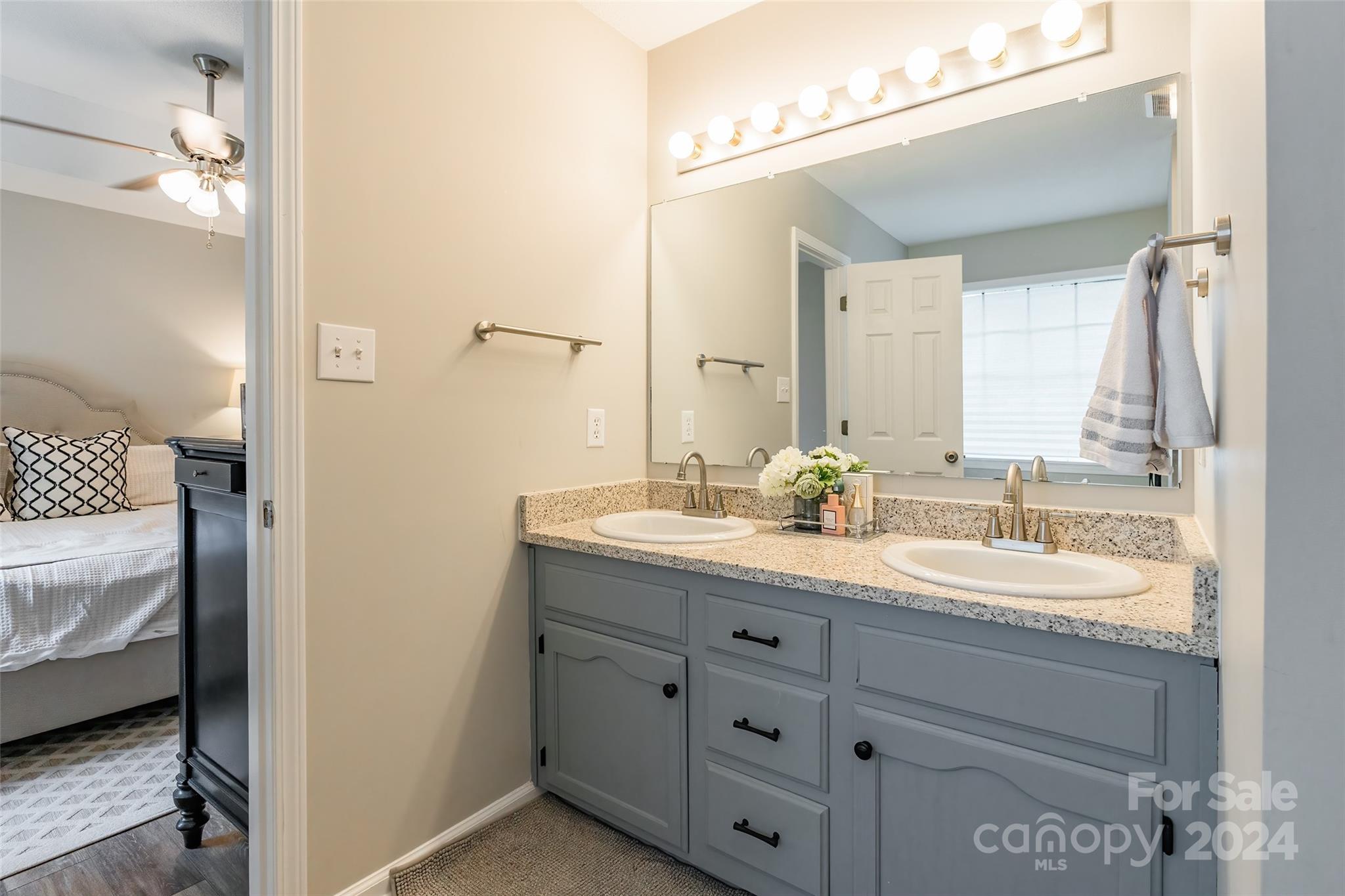 Rolling Ridge - Residential