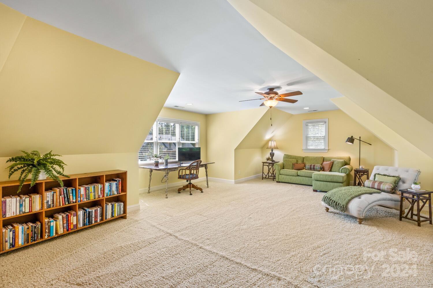 Cowans Ford Country Club - Residential
