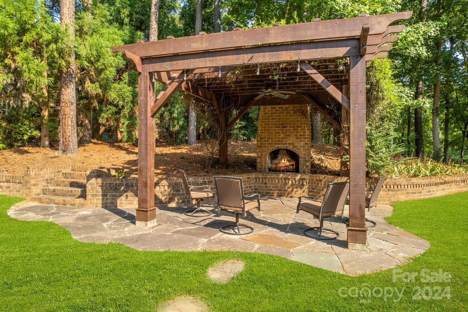 Cowans Ford Country Club - Residential