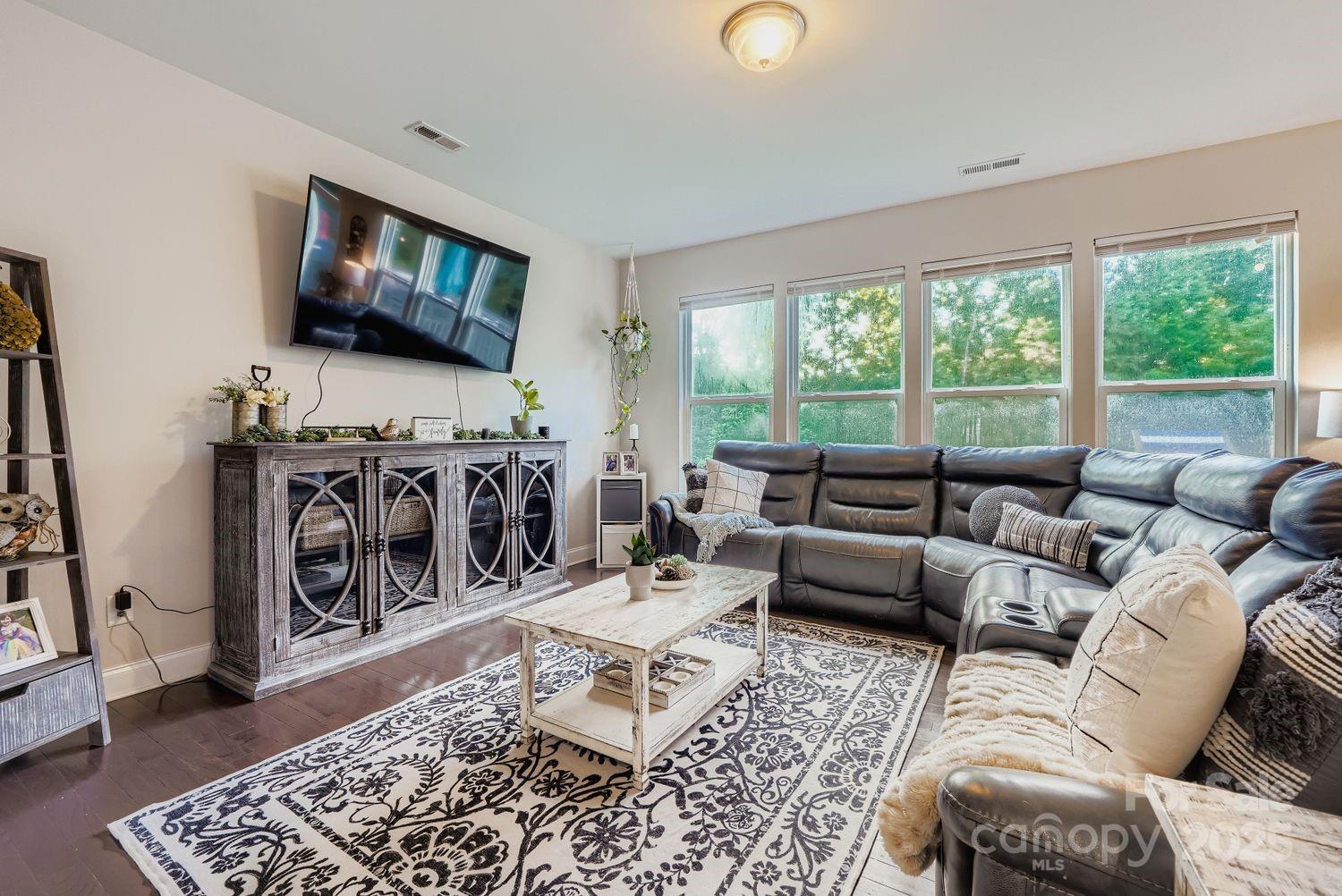 Woodlands Creek - Residential