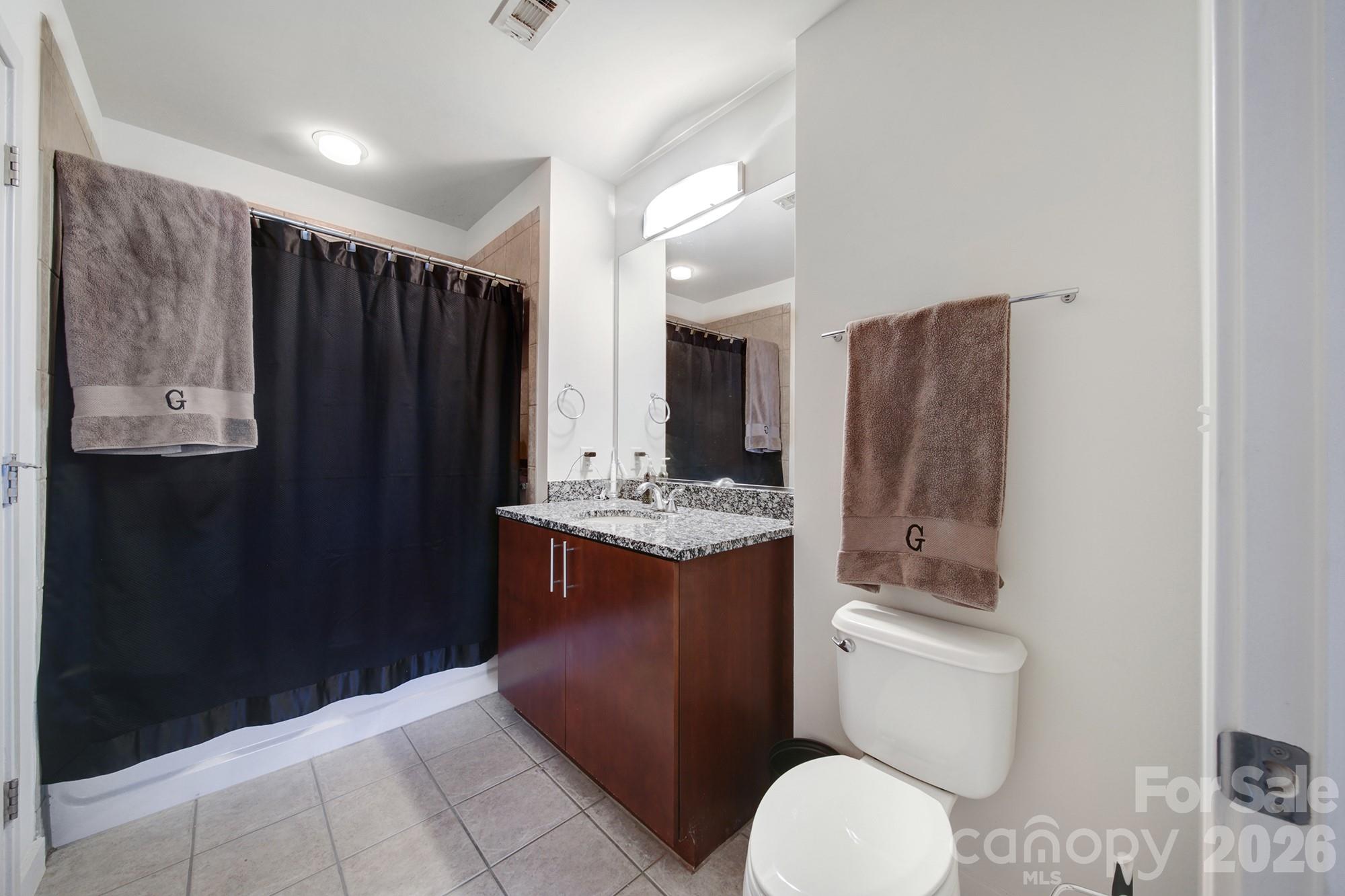 Avenue Condominiums - Residential