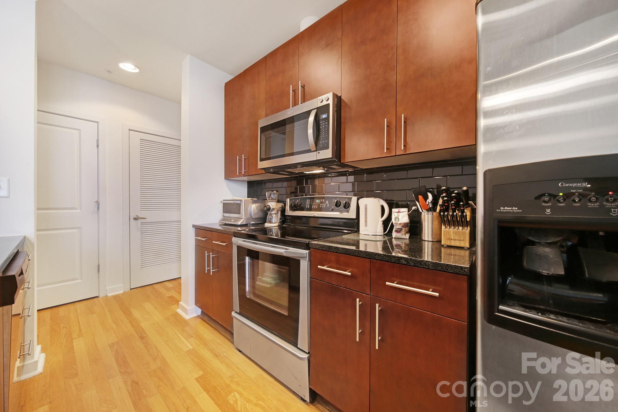 Avenue Condominiums - Residential