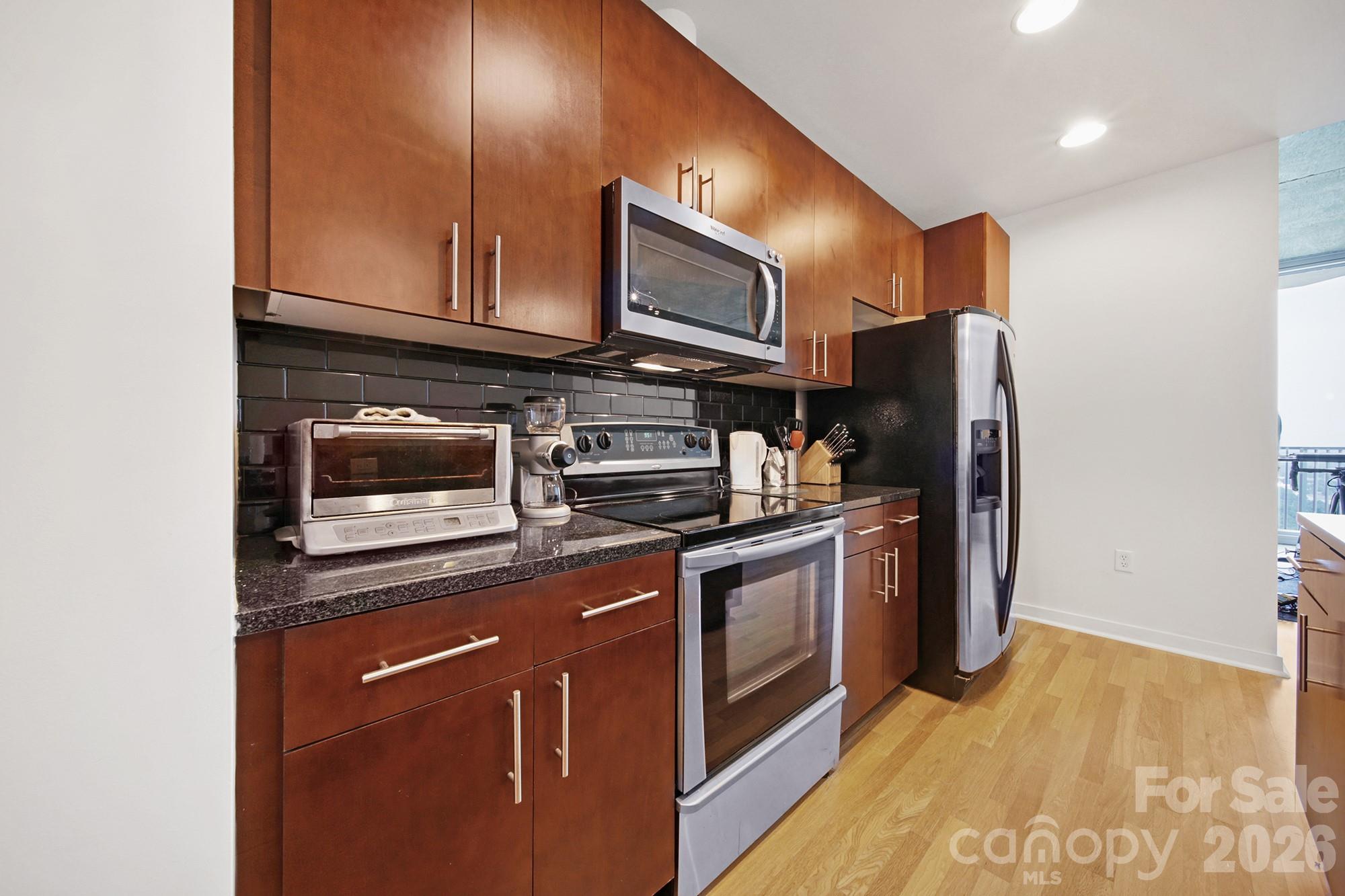 Avenue Condominiums - Residential