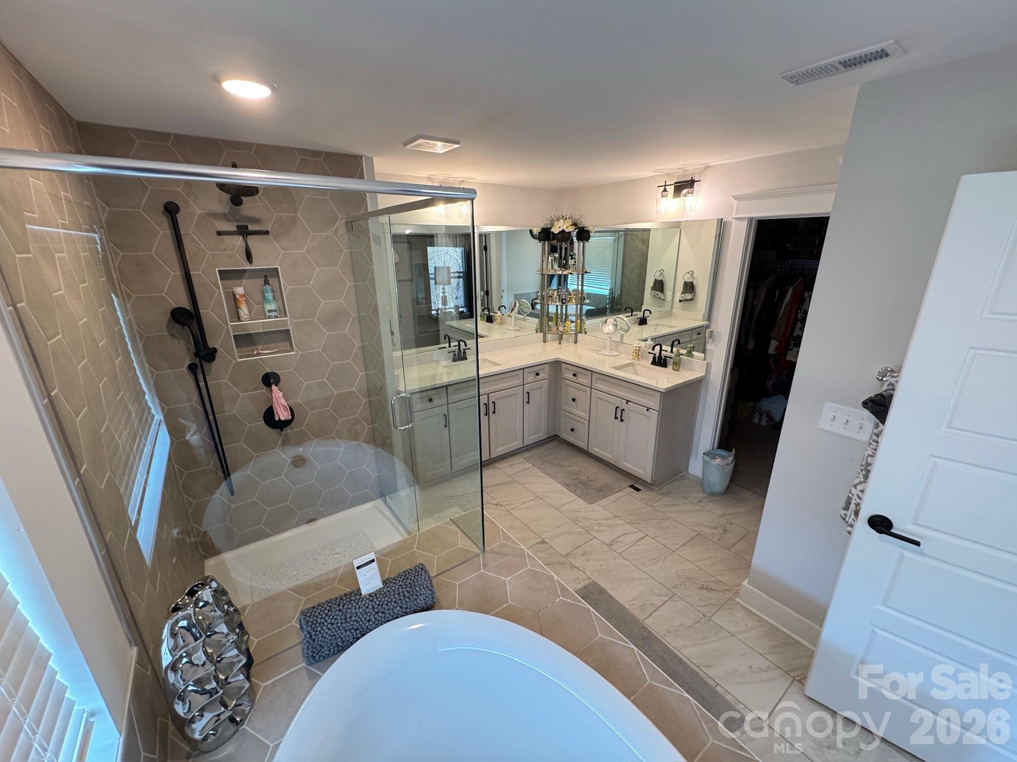 Mirabella - Residential