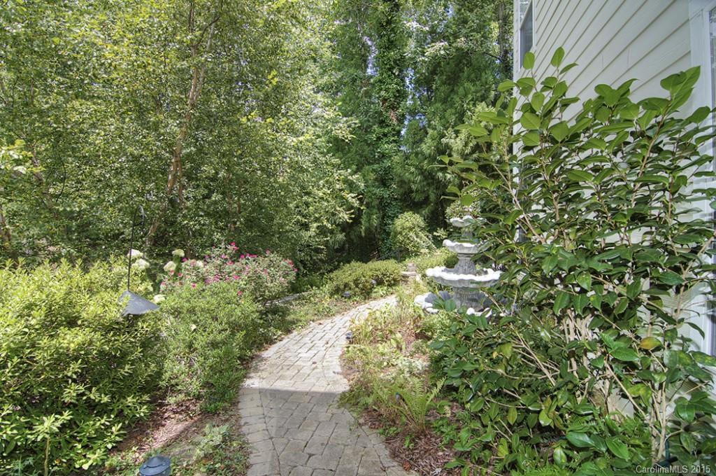 Lake Shore - Residential