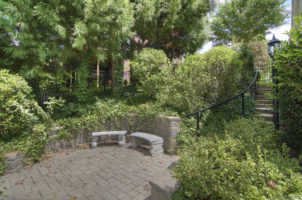 Lake Shore - Residential