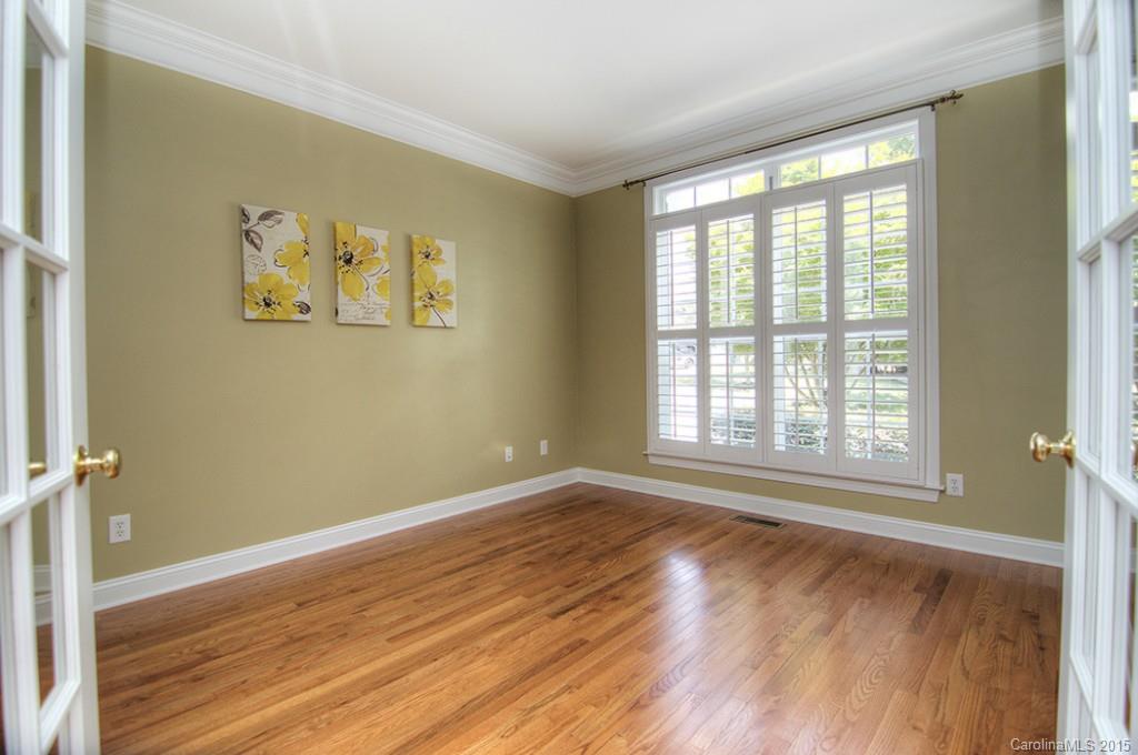 Lake Shore - Residential