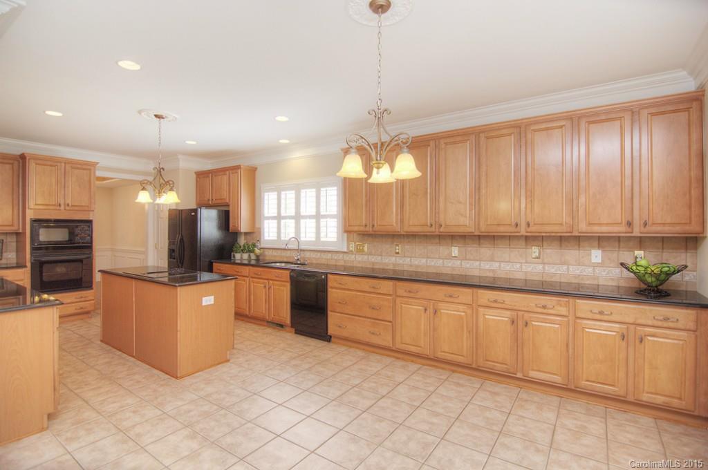 Lake Shore - Residential