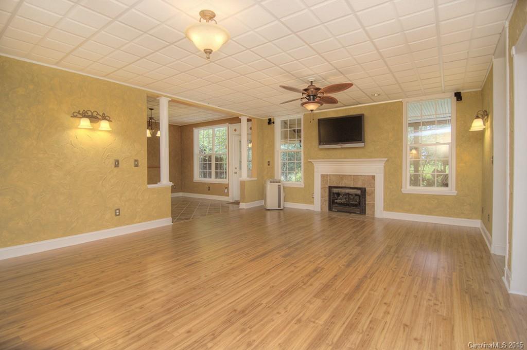 Lake Shore - Residential