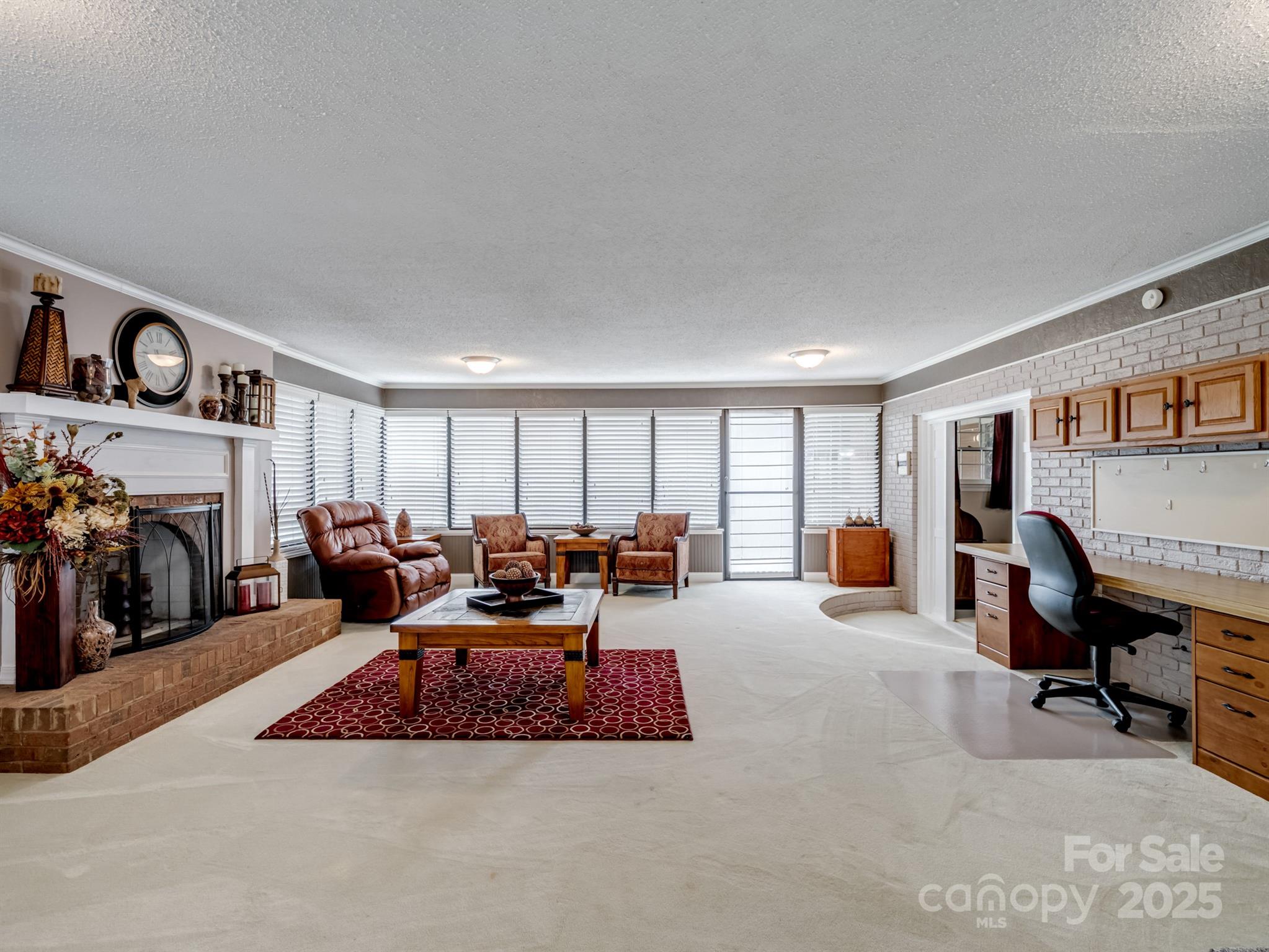 2526 Goldmine Road