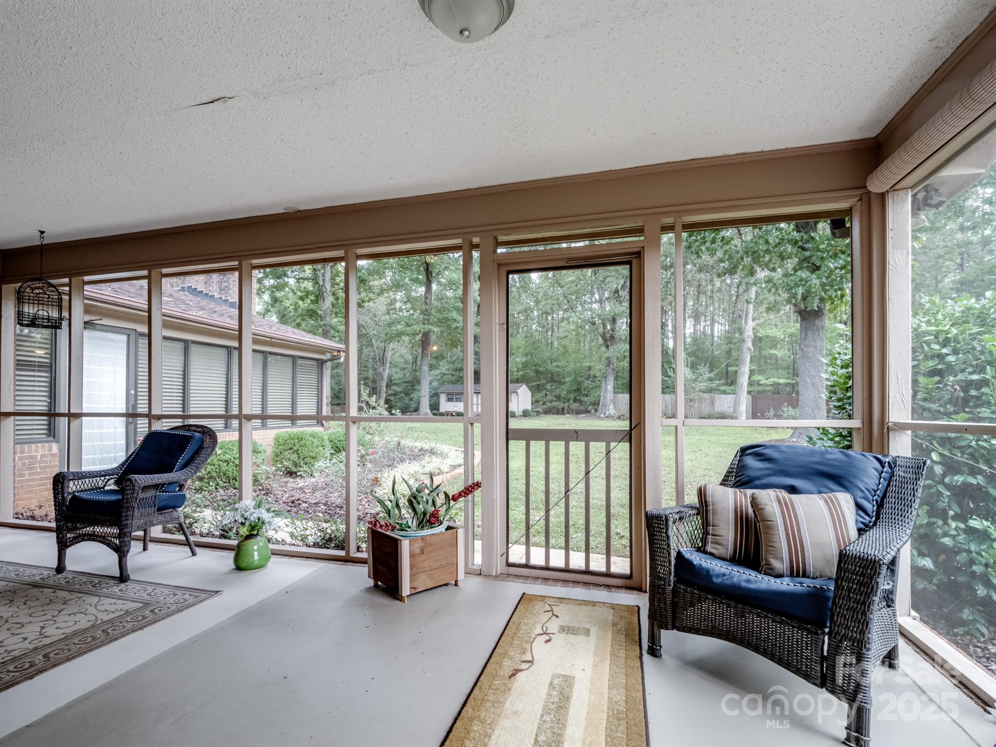 2526 Goldmine Road