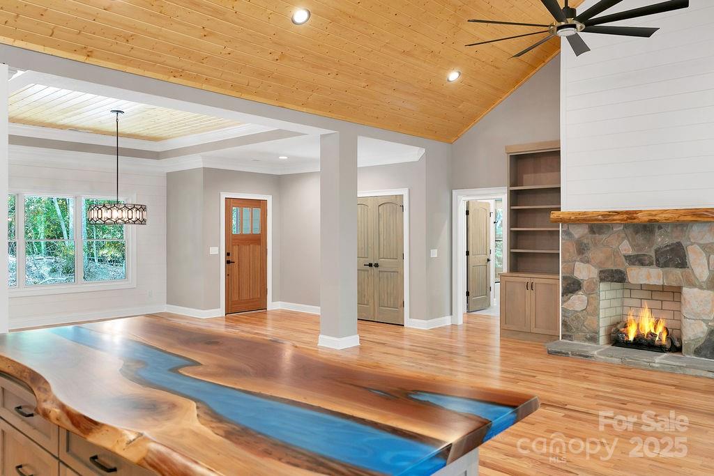 Connestee Falls - Residential