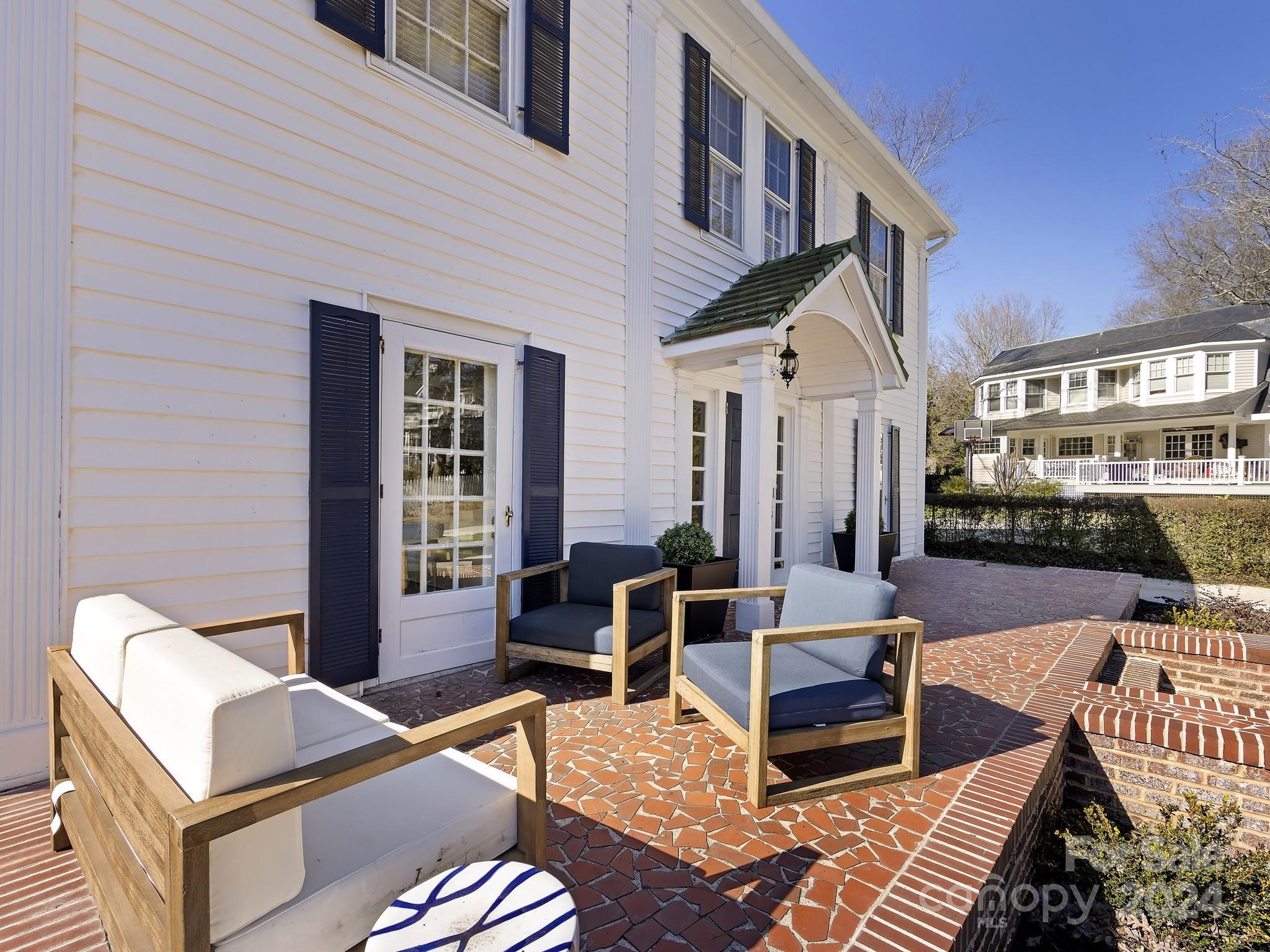 Myers Park - Residential