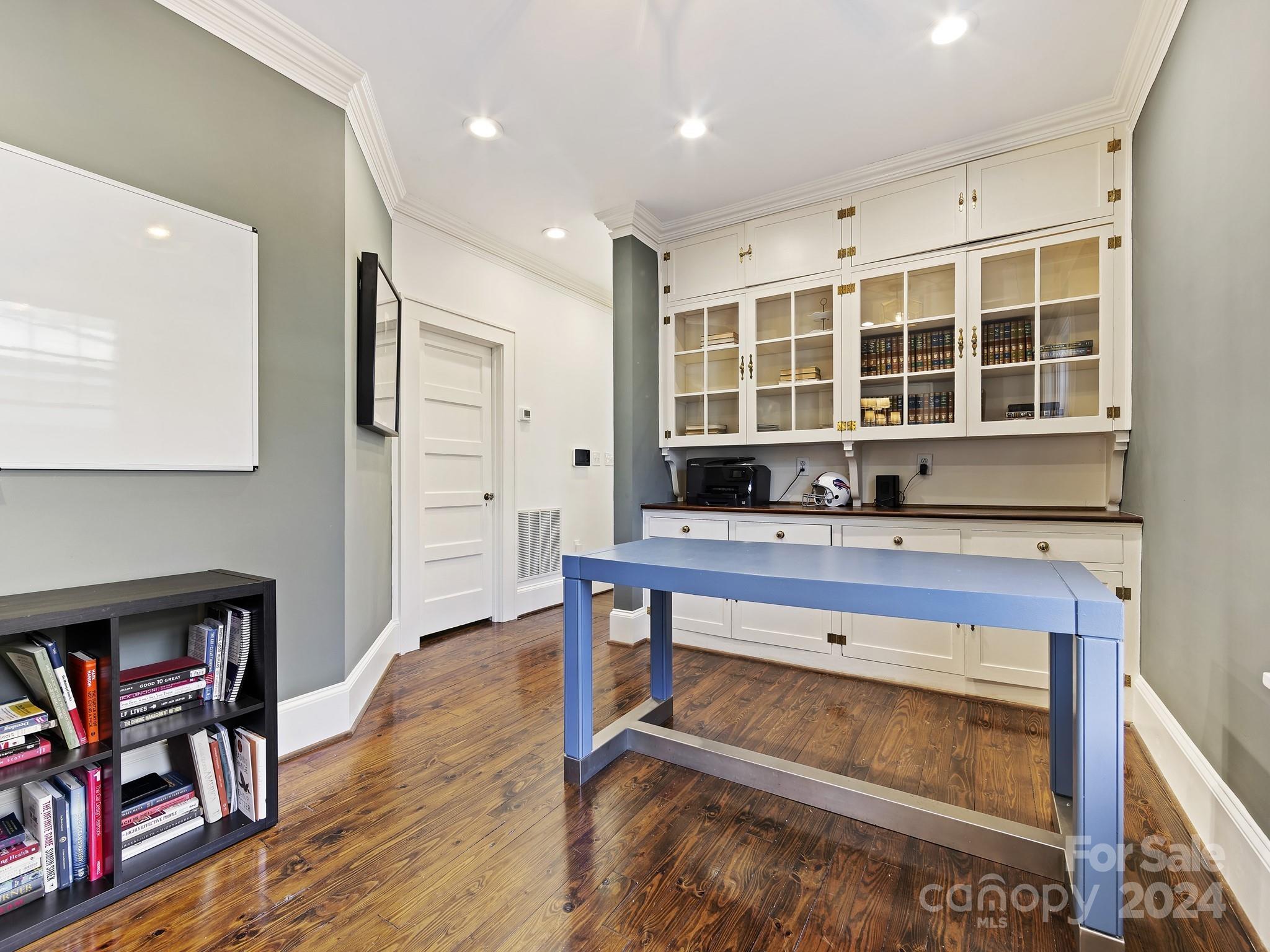 Myers Park - Residential