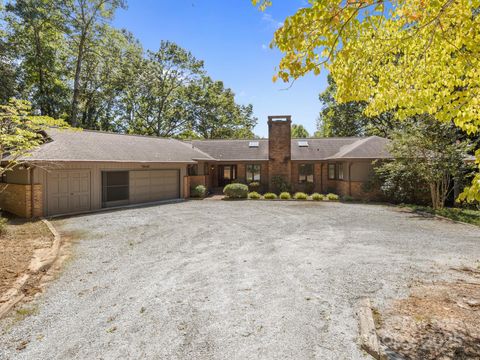 831 Hooper Creek Road Tryon NC 28782