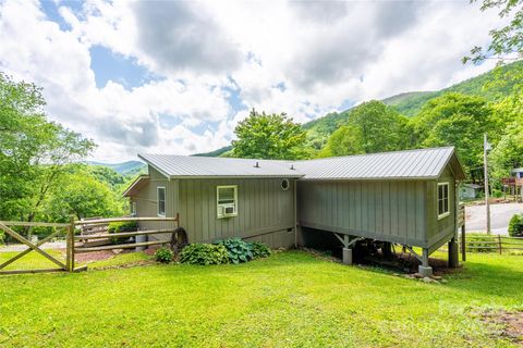 131 Apple Blossom Lane Maggie Valley NC 28751