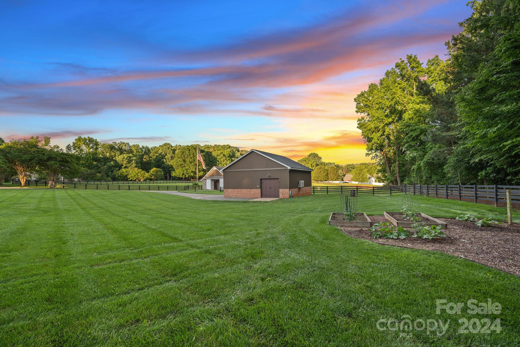 Blackberry Hills - Residential