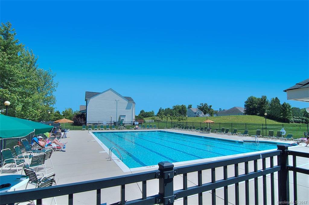 Autumn Cove At Lake Wylie - Residential