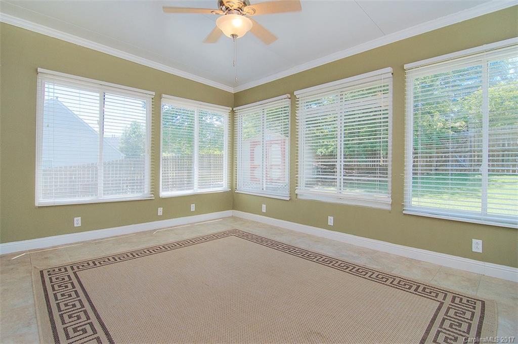 Autumn Cove At Lake Wylie - Residential