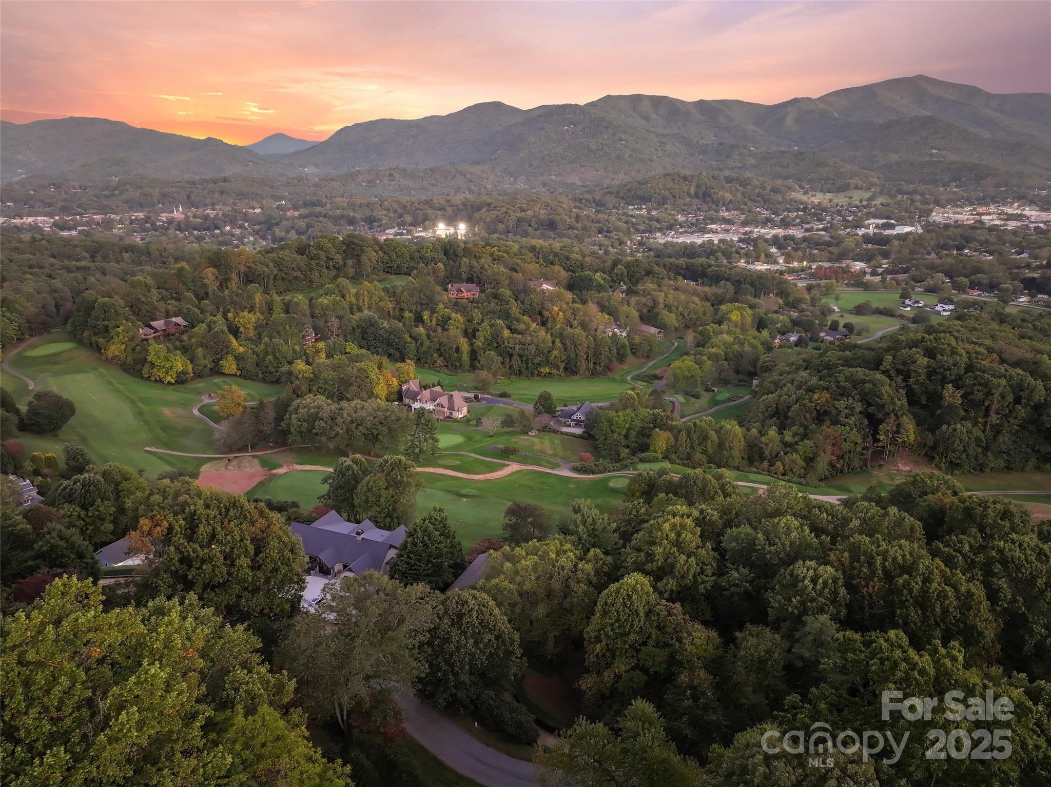 Laurel Ridge Country Club - Residential
