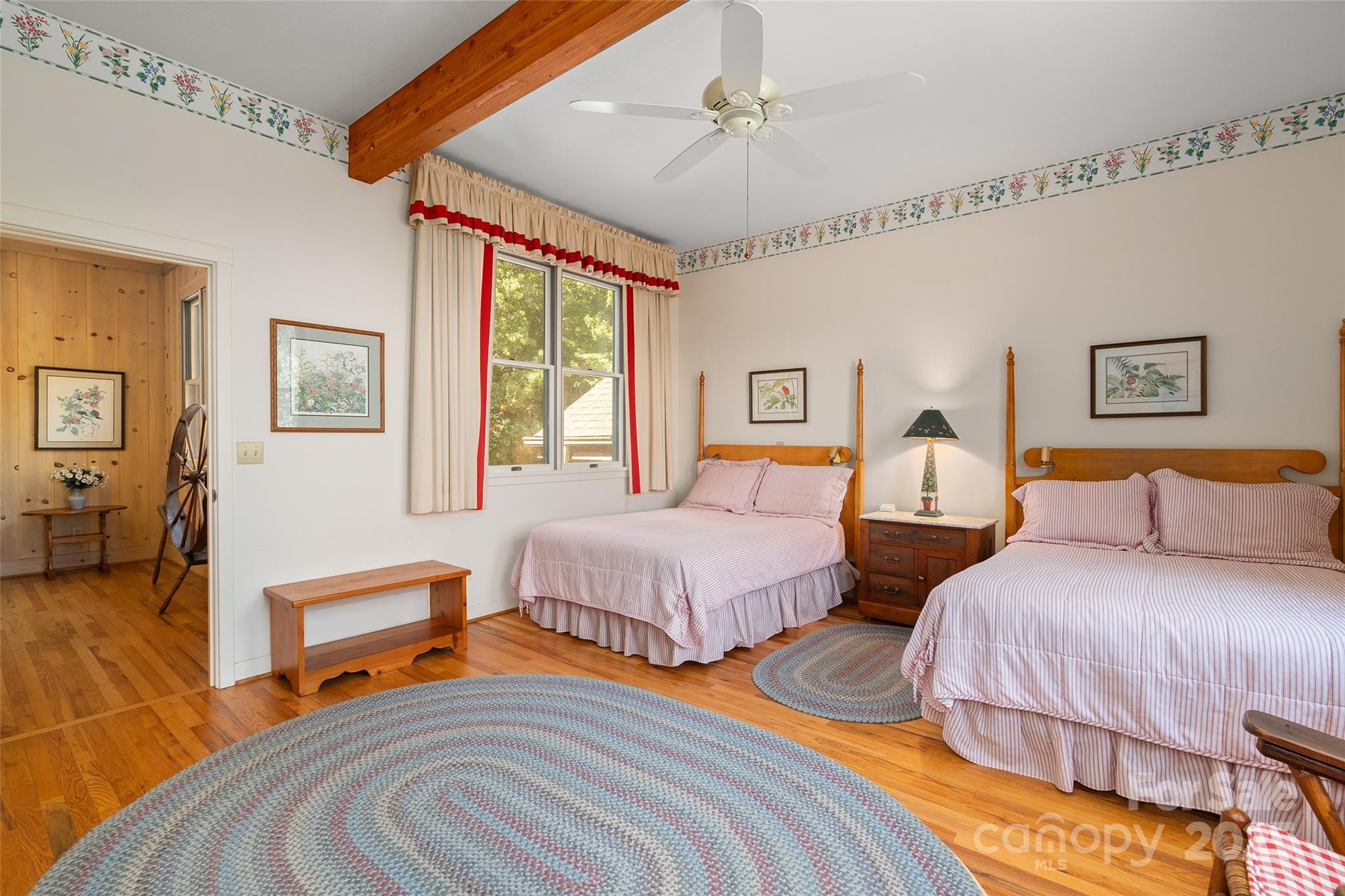 Laurel Ridge Country Club - Residential