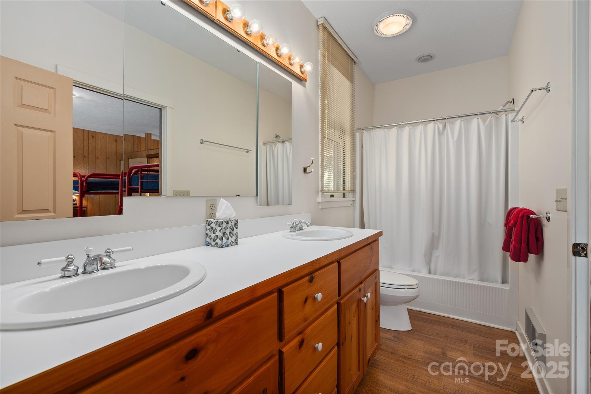 Laurel Ridge Country Club - Residential