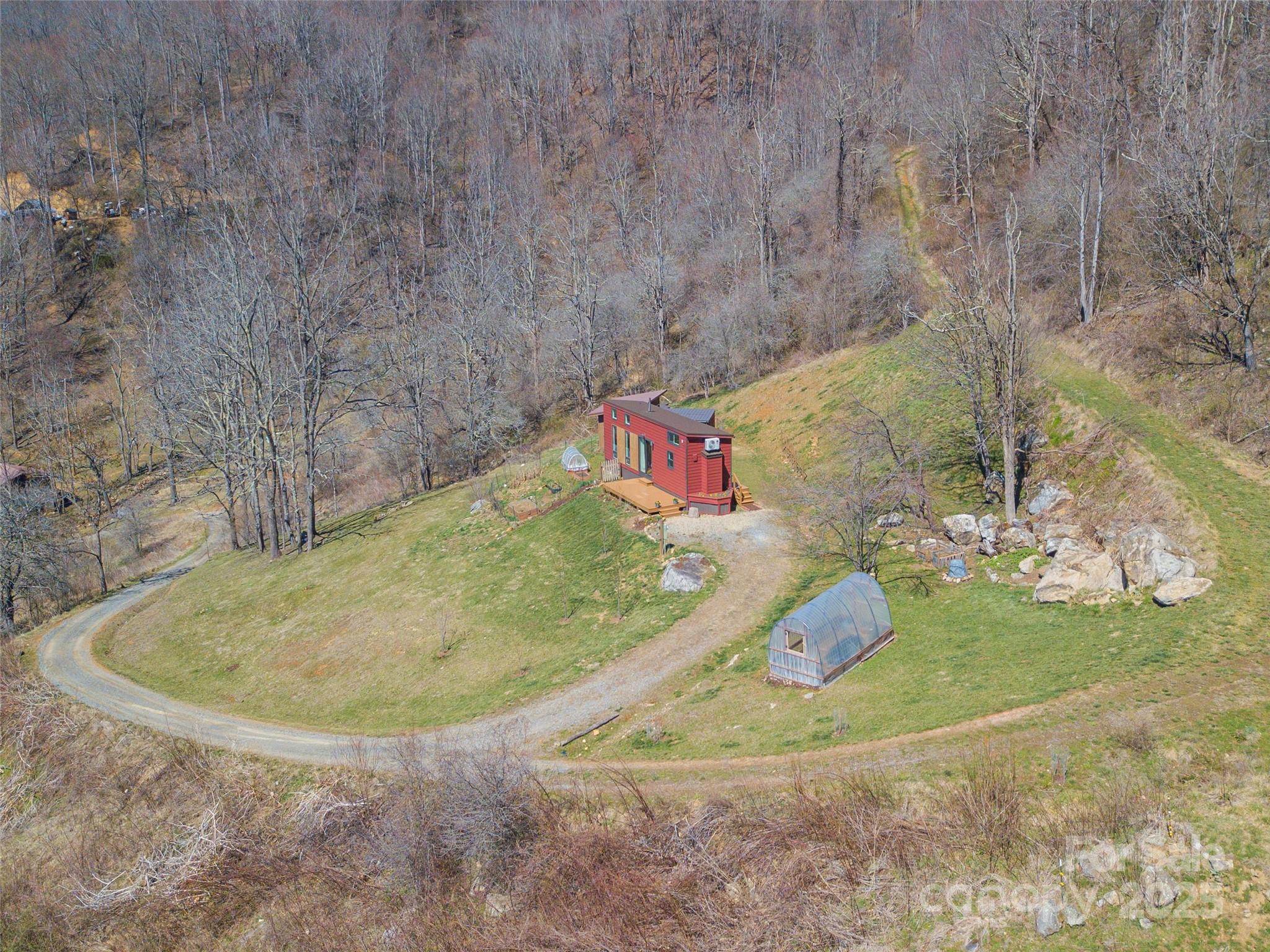 323 Morris Road