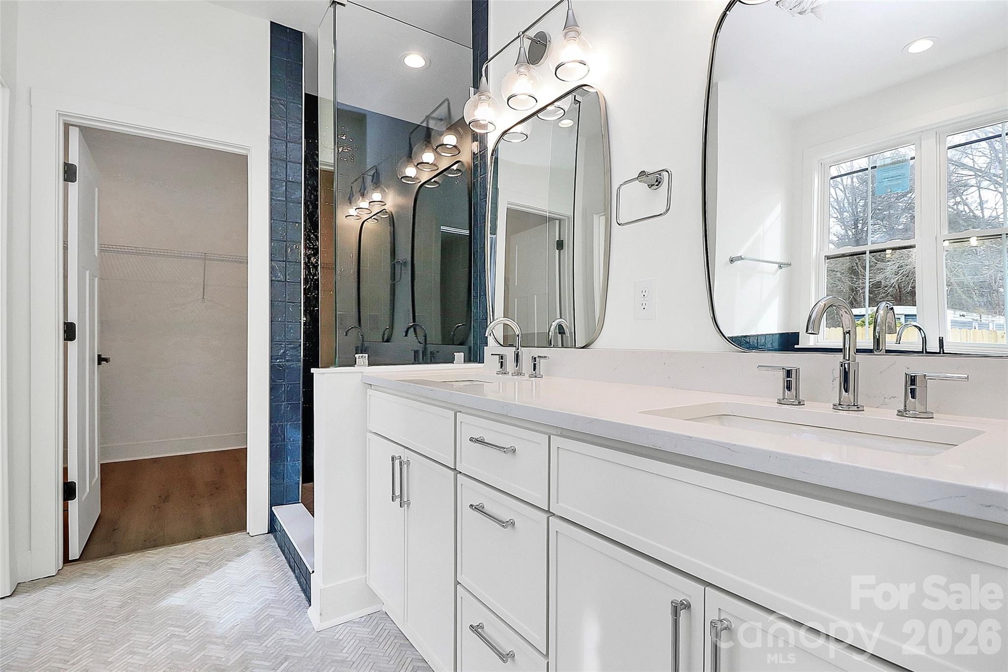 Regency Lake Village - Residential