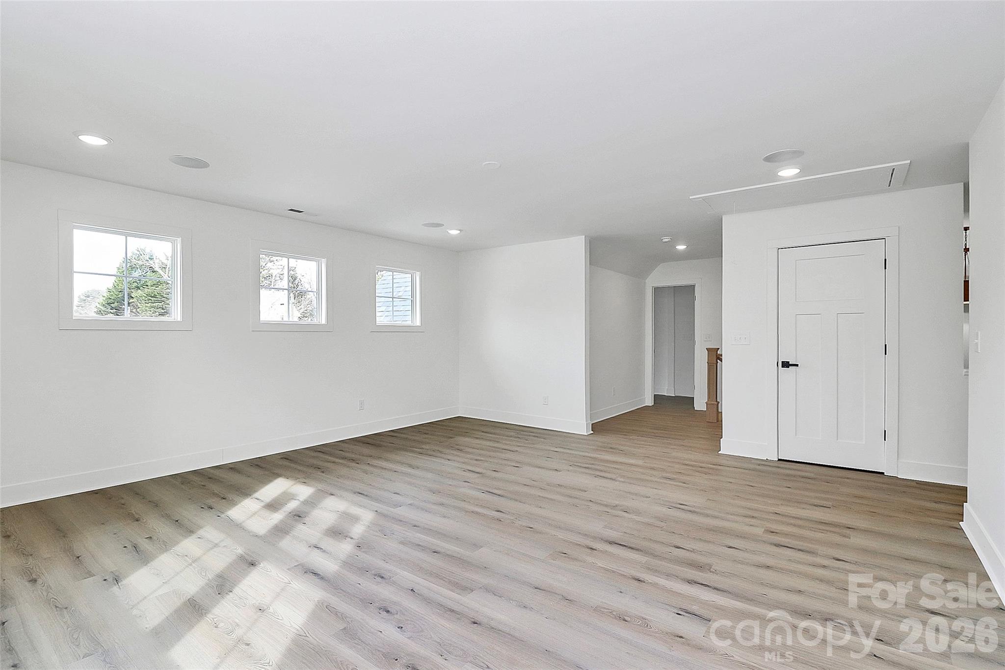 Regency Lake Village - Residential