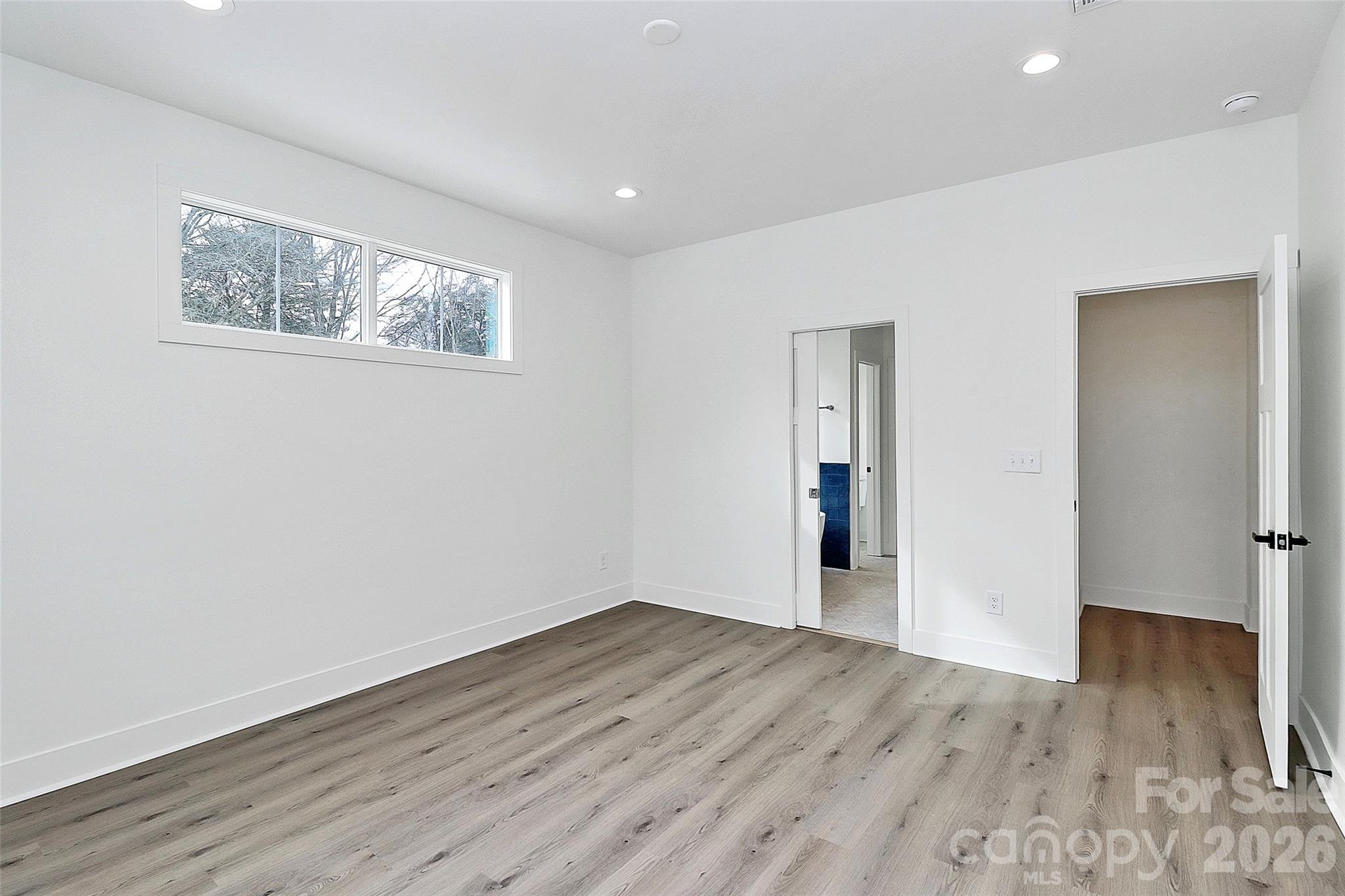 Regency Lake Village - Residential