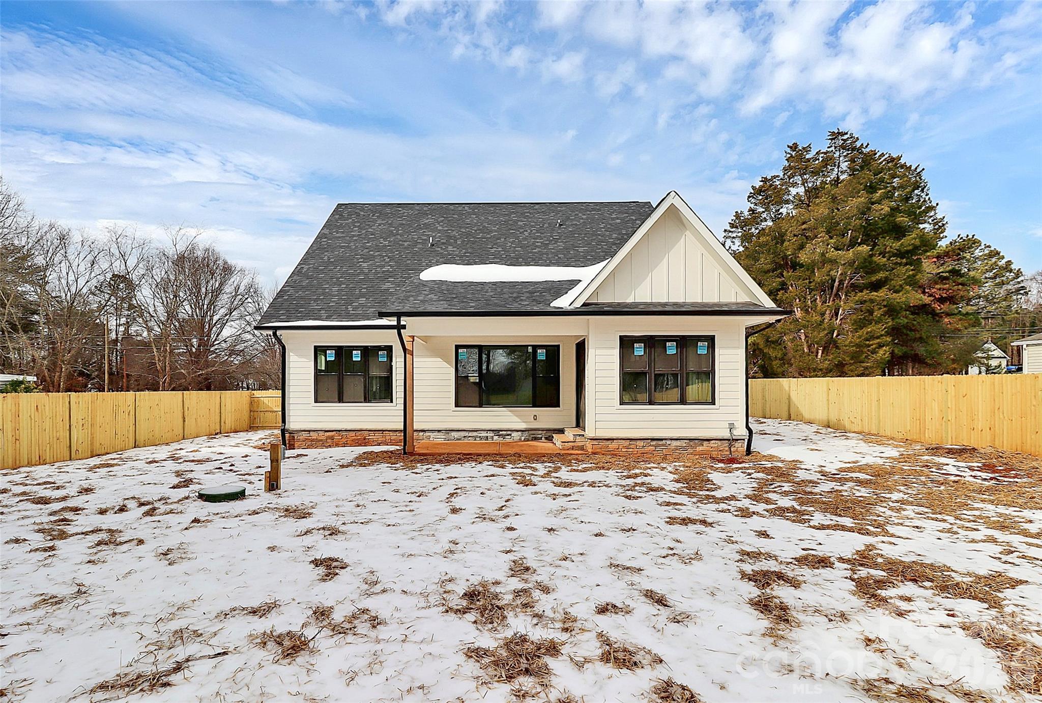 Regency Lake Village - Residential