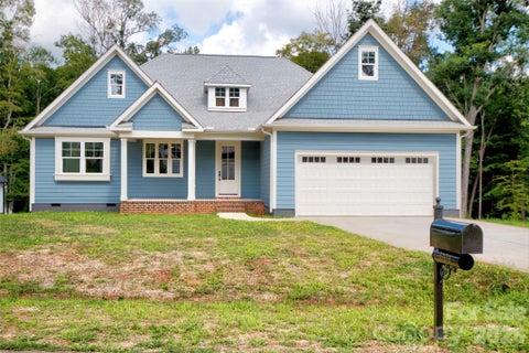 Photo of 3201 Timber Run Lane, Maiden, NC 28650 (MLS # 4412257)