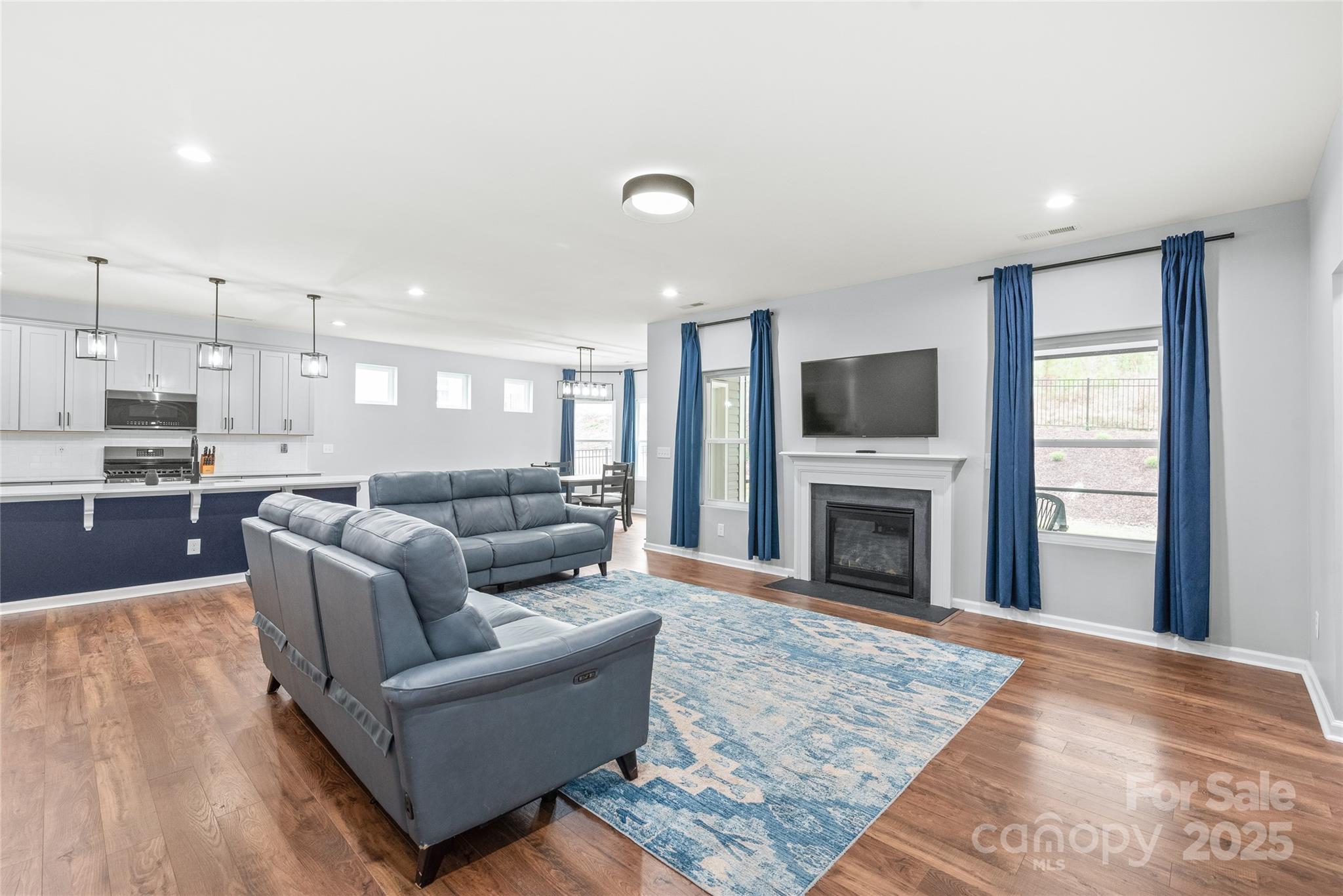 7662 Tanglewood Way