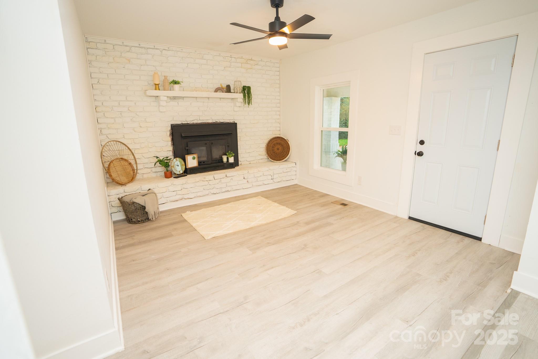 383 Camden Court NW